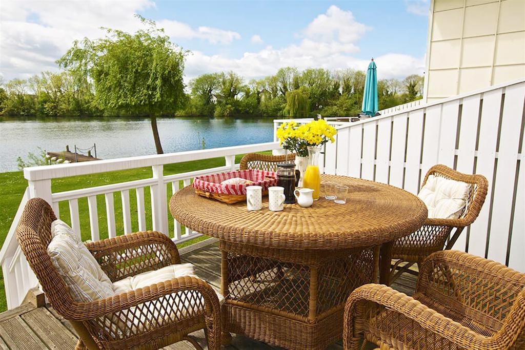 Caterina Lake Lodge サウス・サーニー エクステリア 写真